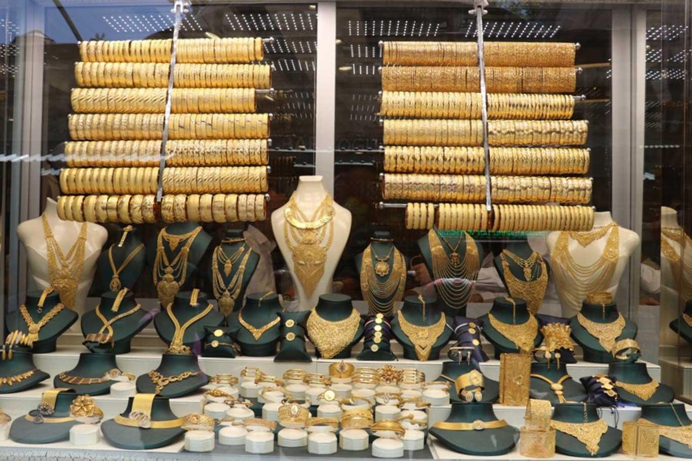 Altın fiyatları vatandaşı da kuyumcuyu da olumsuz etkiliyor Altın fiyatları vatandaşı da kuyumcuyu da olumsuz etkiliyor